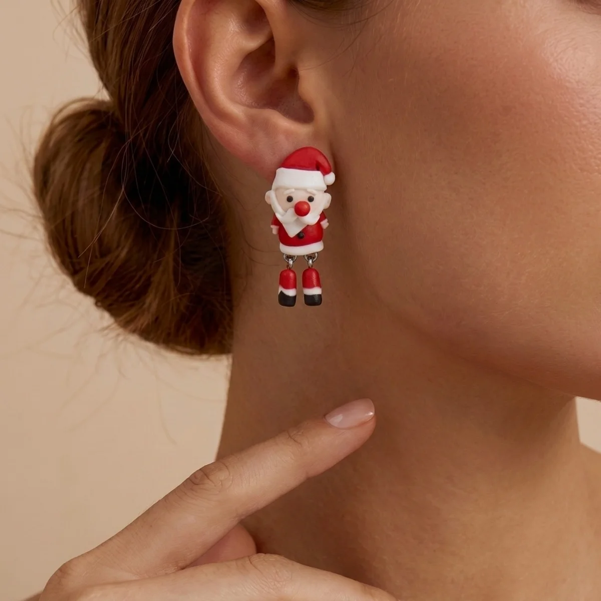Modische Ohrstecker aus weichem Ton mit Weihnachtsmann-Motiv für Damen, exquisite Weihnachtsmann-Ohrringe aus Kunstharz, Neujahrsparty-Schmuck – Detail 4