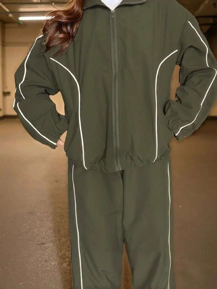 

Womens Zip-Up Sports Tracksuit Set With White Stripes For Running Hiking Fitness Casual Wear