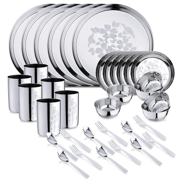 

Обеденный набор из нержавеющей стали из 36 предметов с цветочным узором, доступен по доступной цене