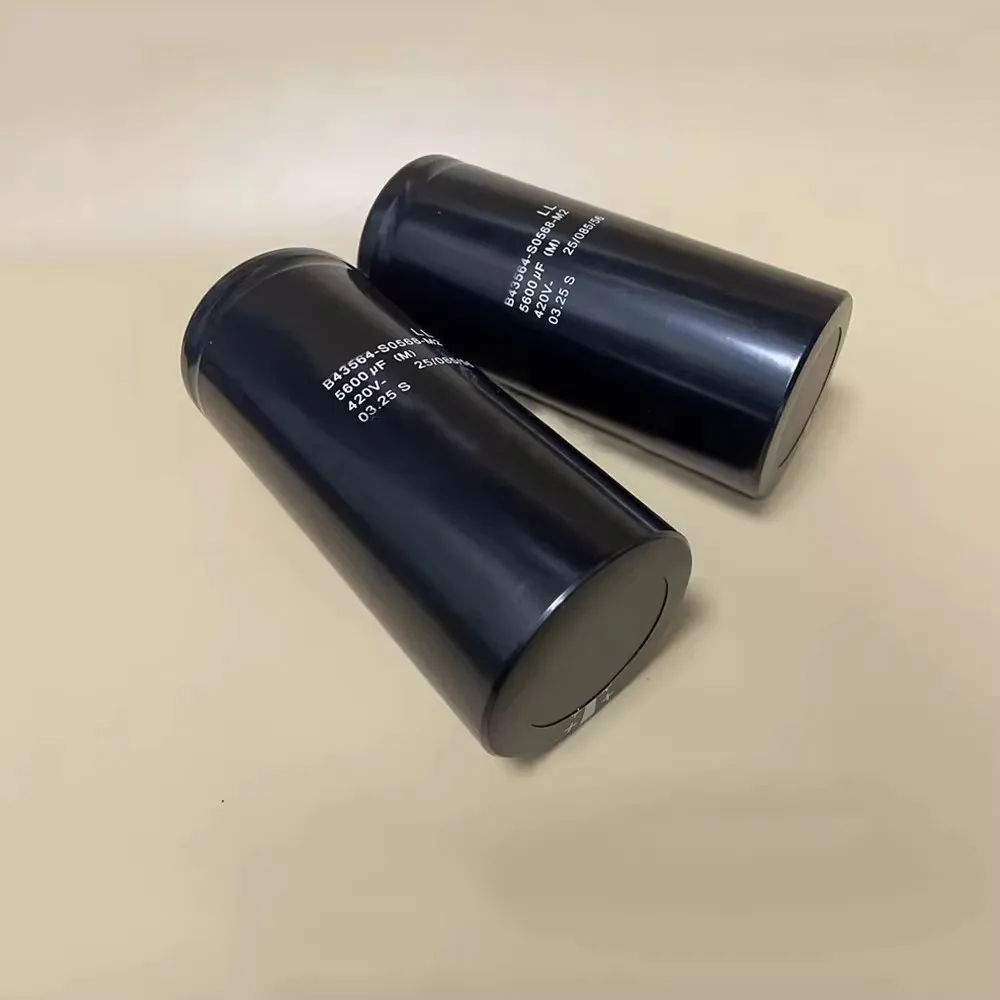 

B43564-S0568-M2 420В 5600мкФ B43564-S9228-M3 2200мкФ 400В НОВЫЙ