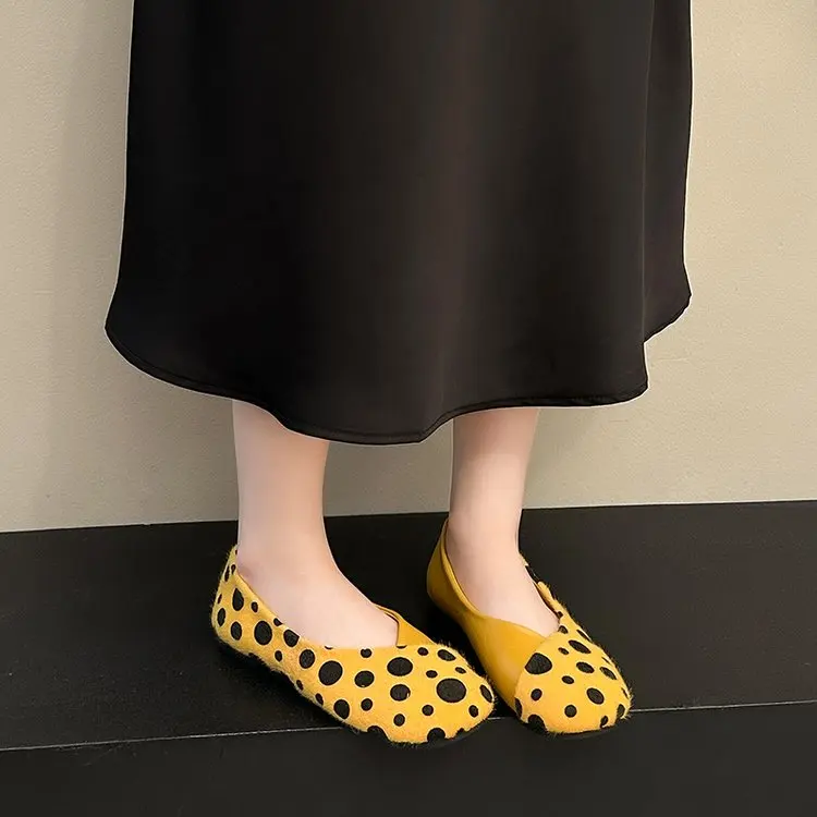 Frühlings-Neuheit: Damen-Flachschuhe mit Runder Spitze, Gepunktetem Wildleder, Bequeme Alltags-Loafer für Büro und Straße – Detail 24