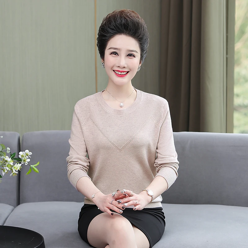 Women Spring Thin Sweater And Pullover Middle-aged Mother O-Neck Diamond Knitting Sweater Female Large Size Knitwear Shirt