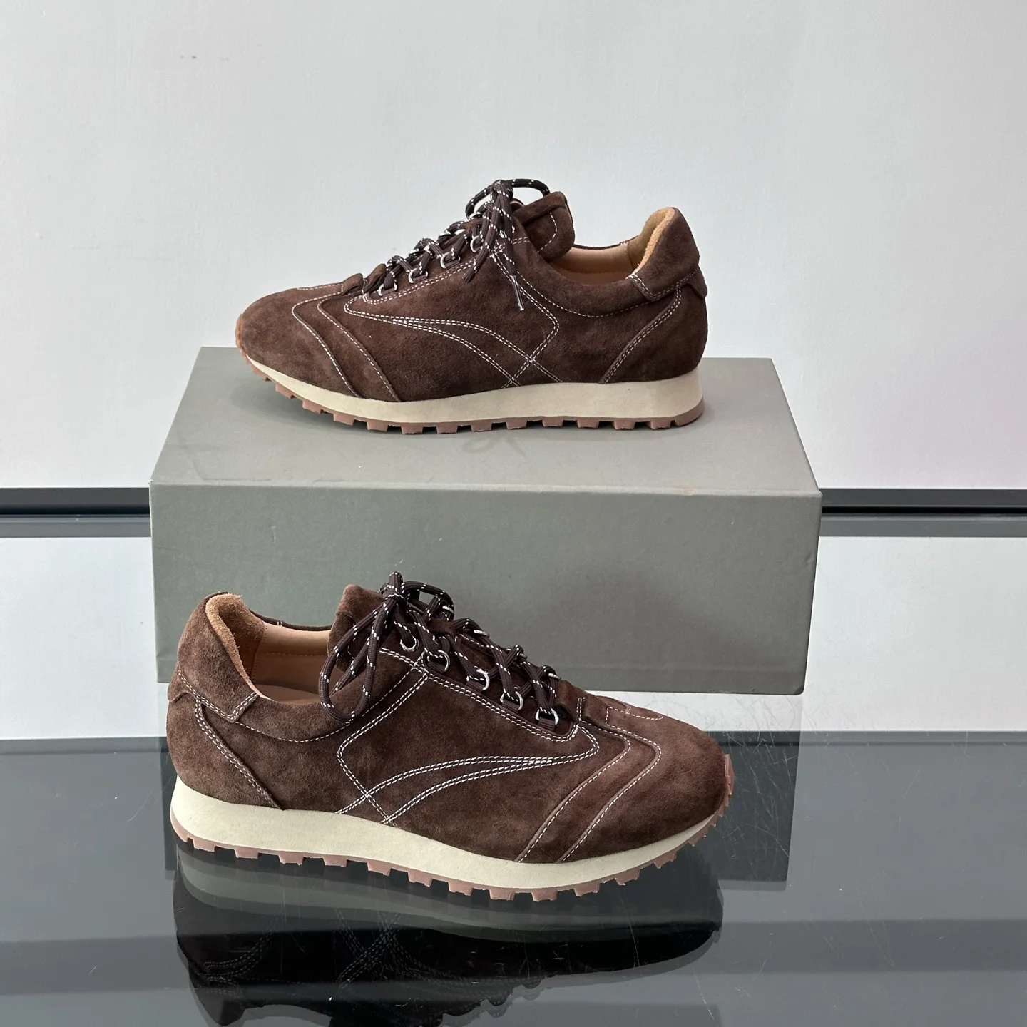 

Hot Sale New Men's shoes men's suede lace-up sneakers, retro sports style, comfortable and casual daily walking shoes size 38-45