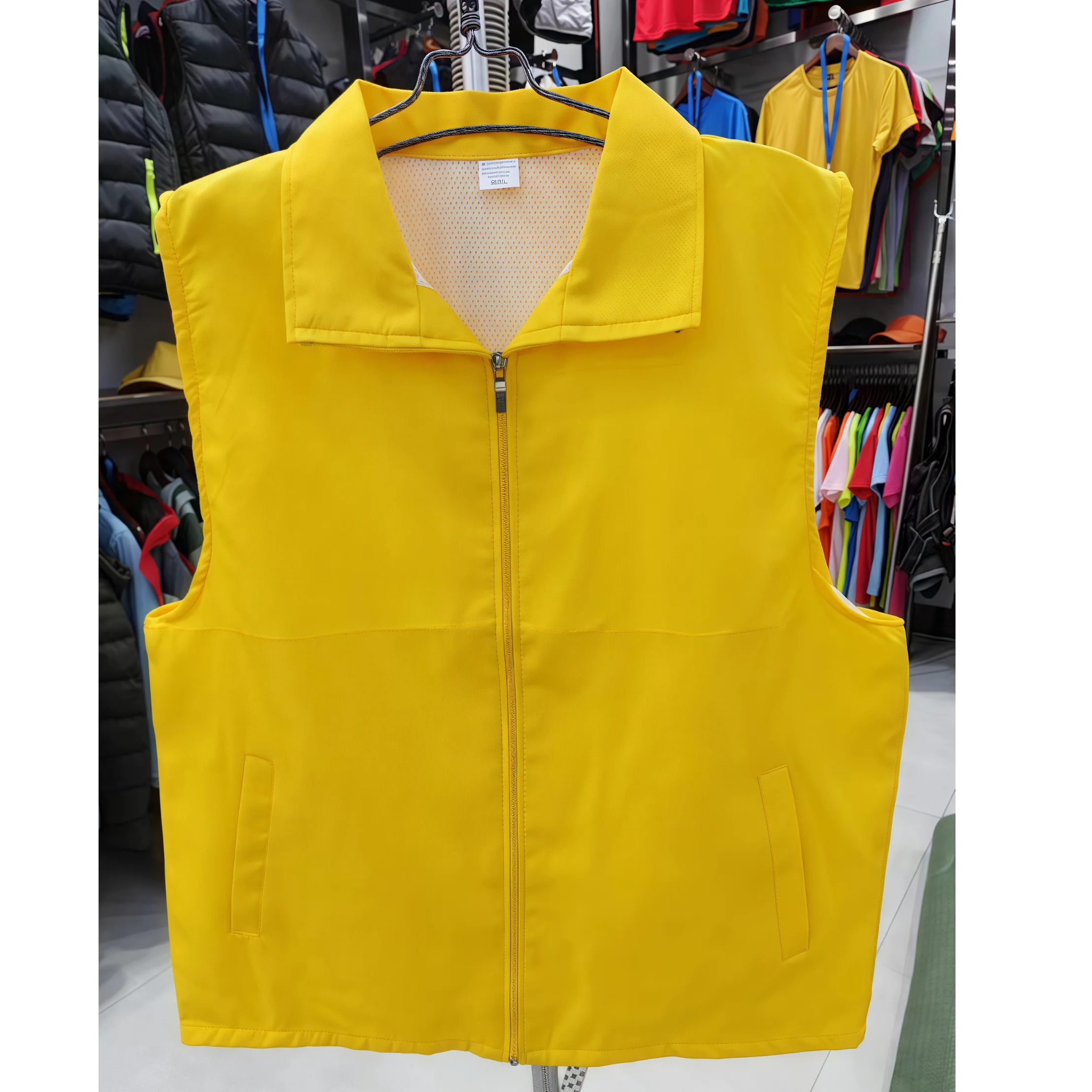 2026 Double-Layer Breathable Lightweight Vest Volunteers Supermarket Cashiers  Delivery Drivers Printing LOGO available.