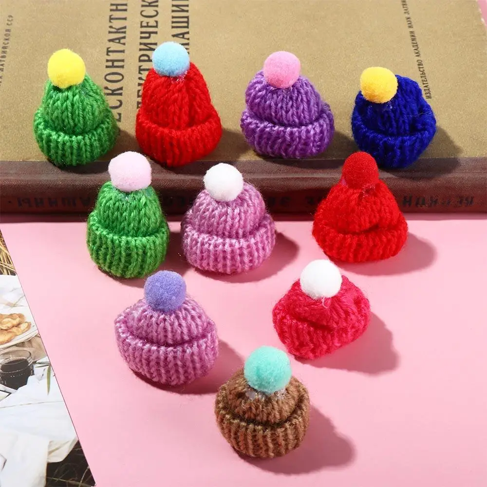 10pcs DIY Mini Knitting Hats Sewing Crafts Knitting Christmas Mini Knitting Doll Hats Polyester Ornaments Mini Wool Hat