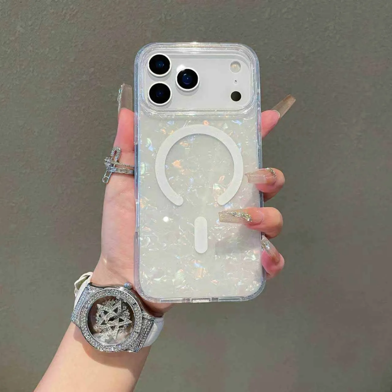 Funda magnética para iPhone 18/17/16/15/14/13 Pro Max Plus con diseño de cristal de hielo y conchas de ensueño, textura semitransparente y protección anticaídas.