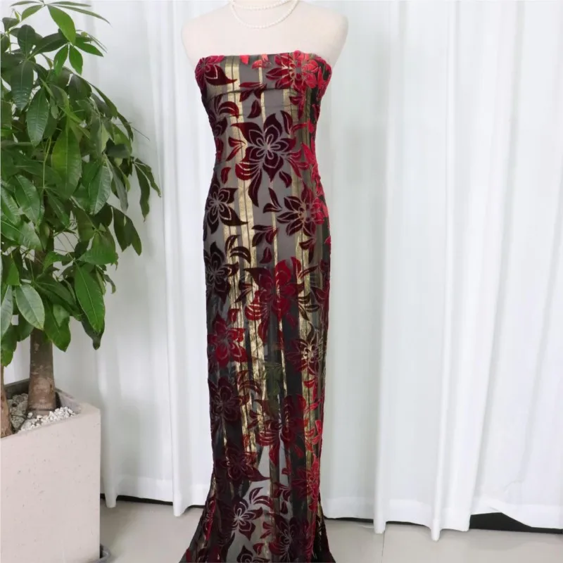 직조된 브로케이드 벨벳 모조 실크 금사 밝은 부패꽃 수작업으로 그린 원단 드레스