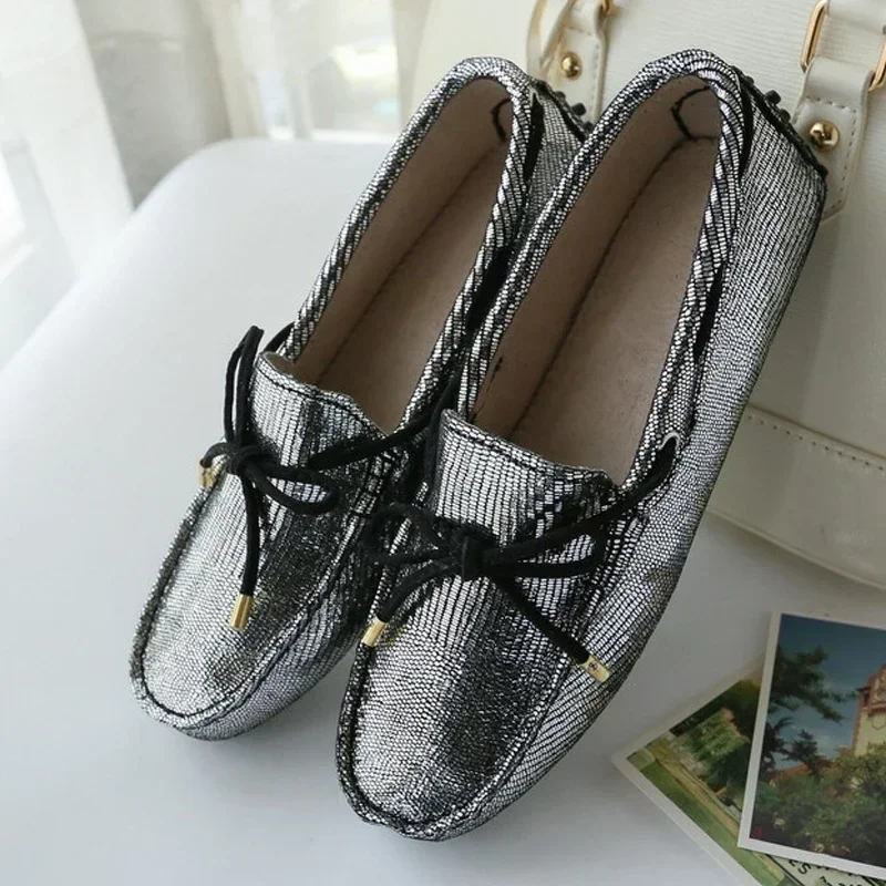 New Spring Autumn Women Flat Shoes Women Genuine Leather Flats Lady Driving Shoes Casual Shoes Soft Moccasins Office Loafers