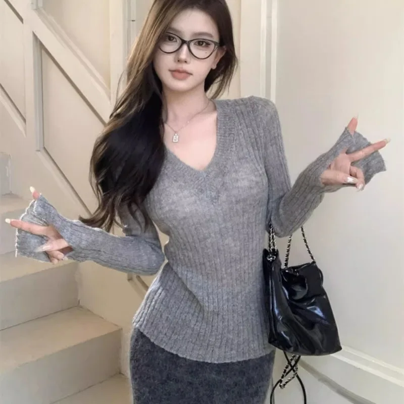 

French Temperament Versatile Bottoming Shirt Thin Style Slit Sleeves Slim Fit Knitted Sweater