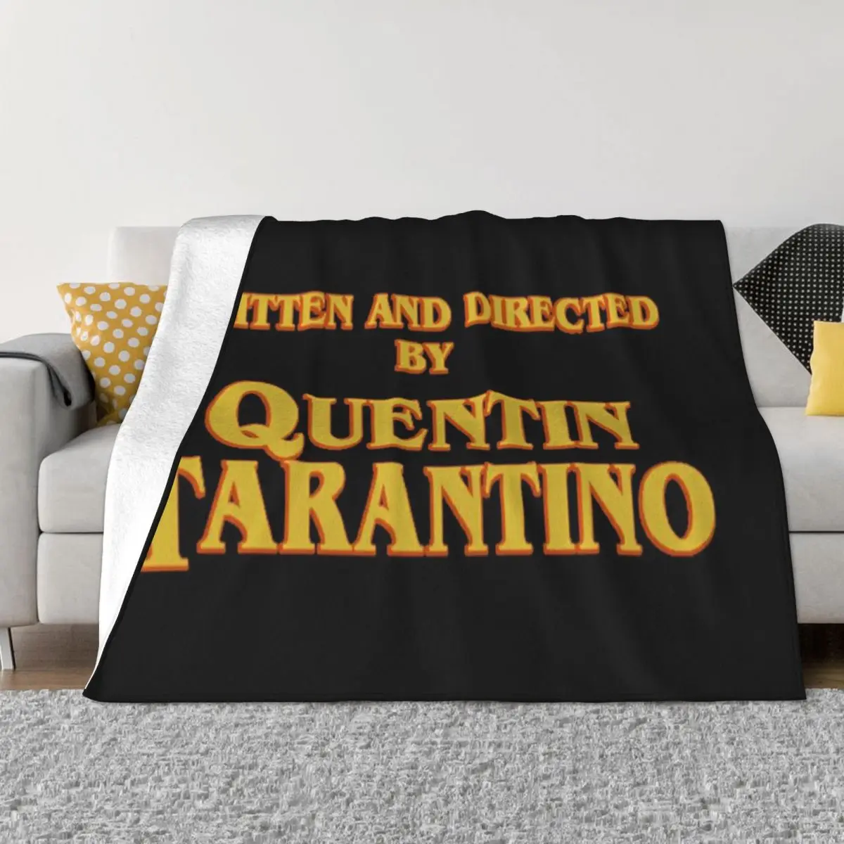 Ecrit-et-realise-par-quentin-tarantino-une-couverture-ultra-douce-en-micro-polaire