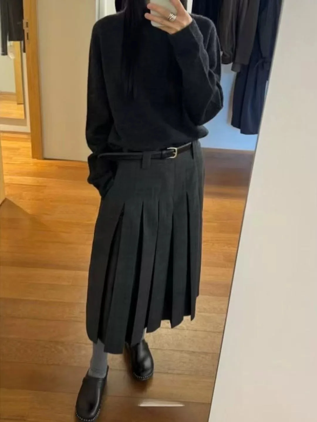

High Waist Pleated A-Line Midi Skirt Women's Color College Sle Spring 2026 Skin-friendly Breathable Polyester Leather