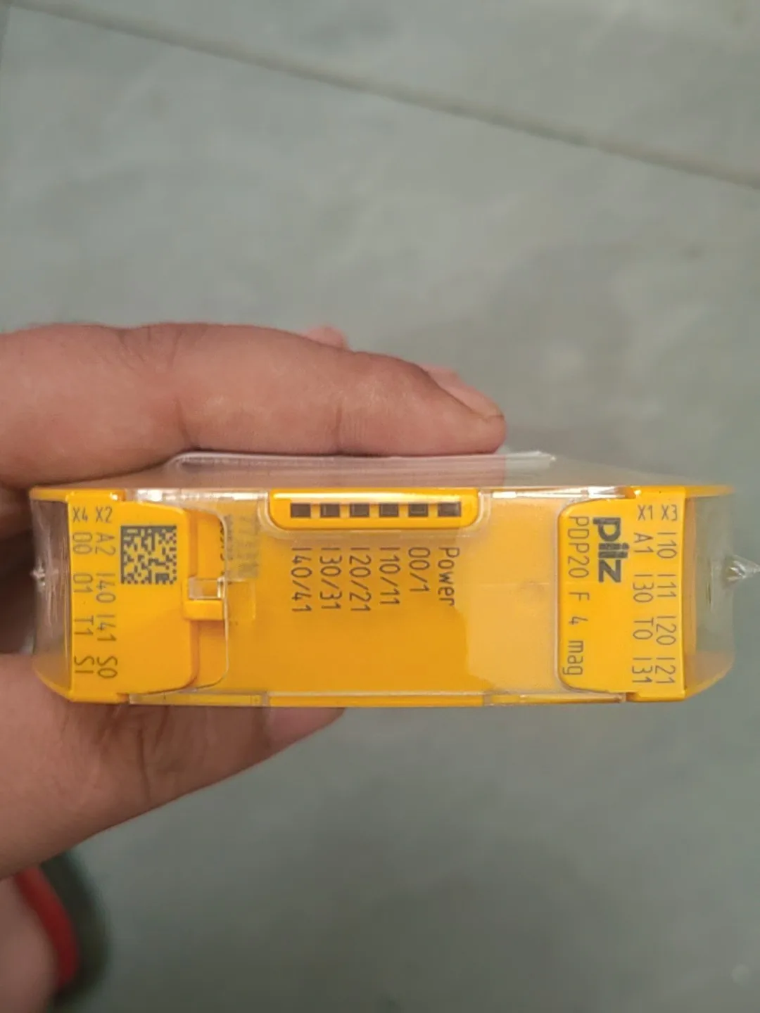 PILZ Pilz safety relay PNOZ F 4 mag, model 773