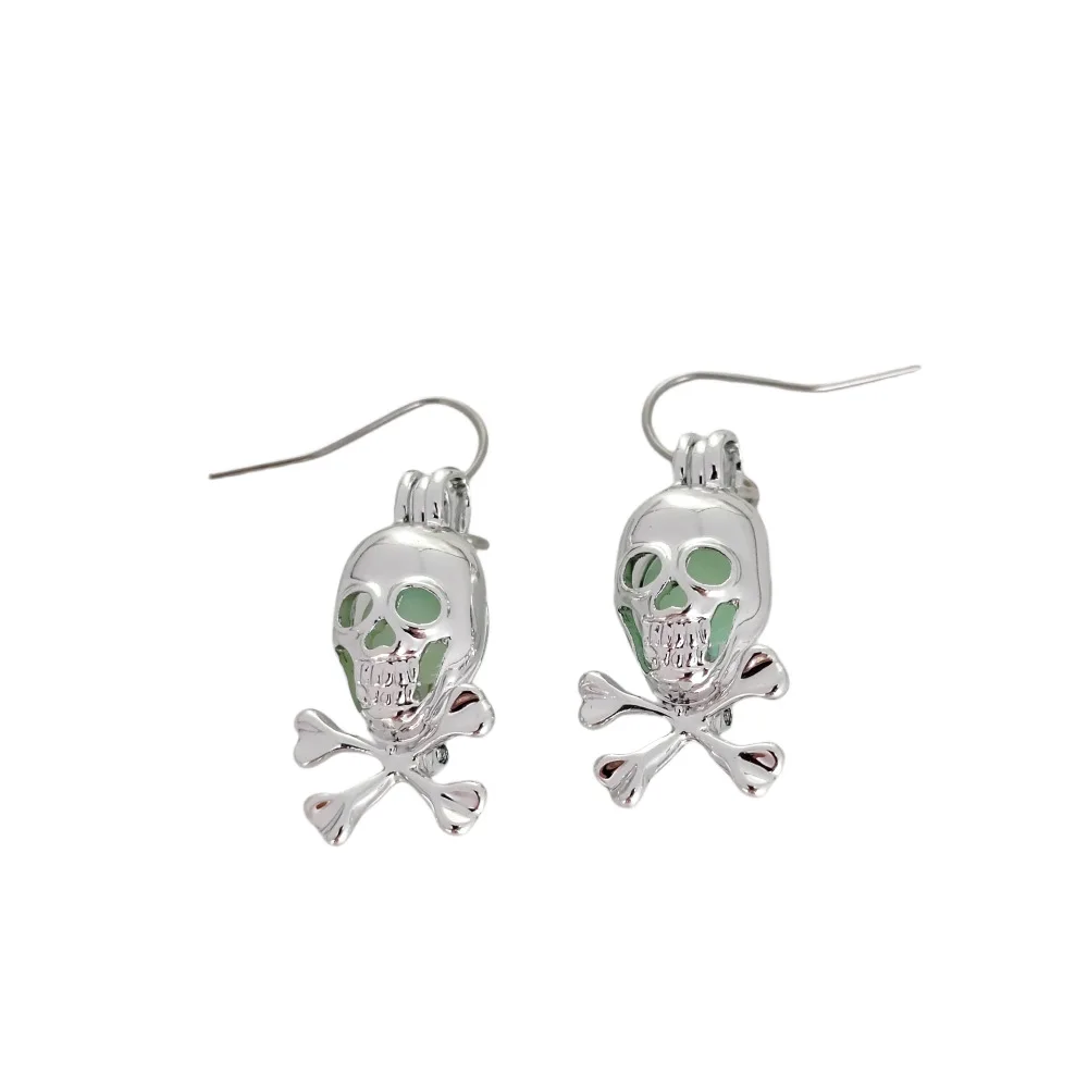 Pendientes luminosos con forma de calavera que brillan, personalidad creativa, versátil, ganchos para las orejas que brillan en la oscuridad