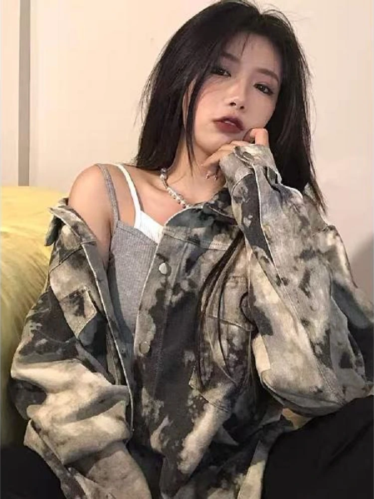 

Женская осенне-зимняя потертая джинсовая куртка с принтом тай-дай, повседневная модная байкерская рубашка большого размера в американском стиле хип-хоп High Street