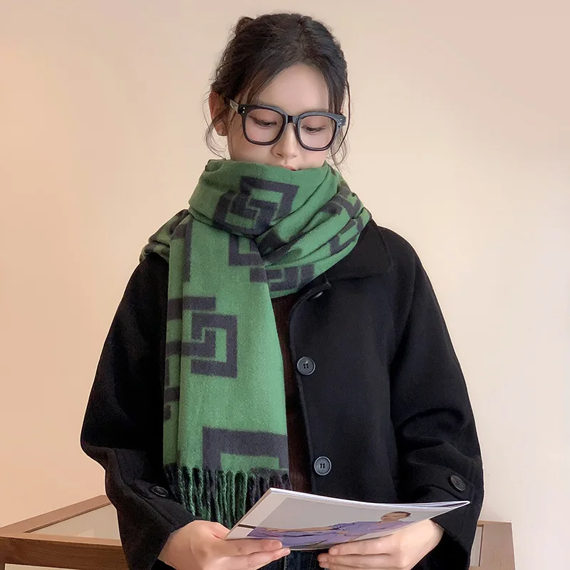 2024 new scarf thickened personalized geometric splicing imitation cashmere scarf women's high-end sense winter versatile