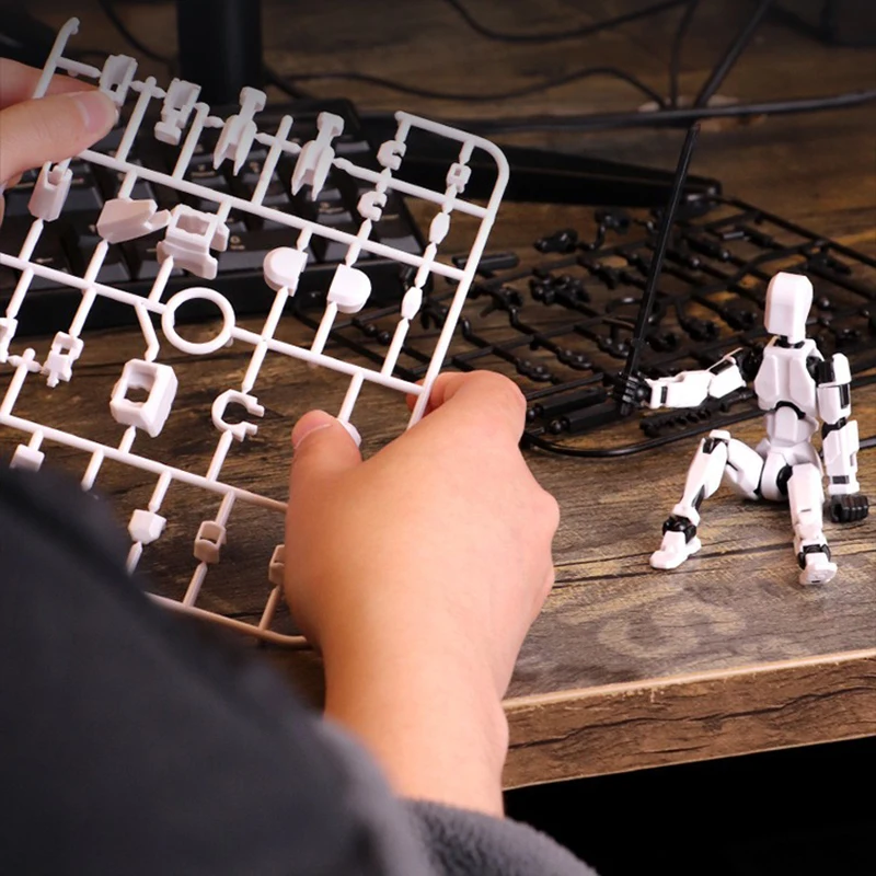 Titan Dummy 13 Figurki Akcji Drukowane 3D Manekin Wielokostny Ruchomy Robot Transformujący się Model do Składania Zabawki Dla Dzieci Dorosłych