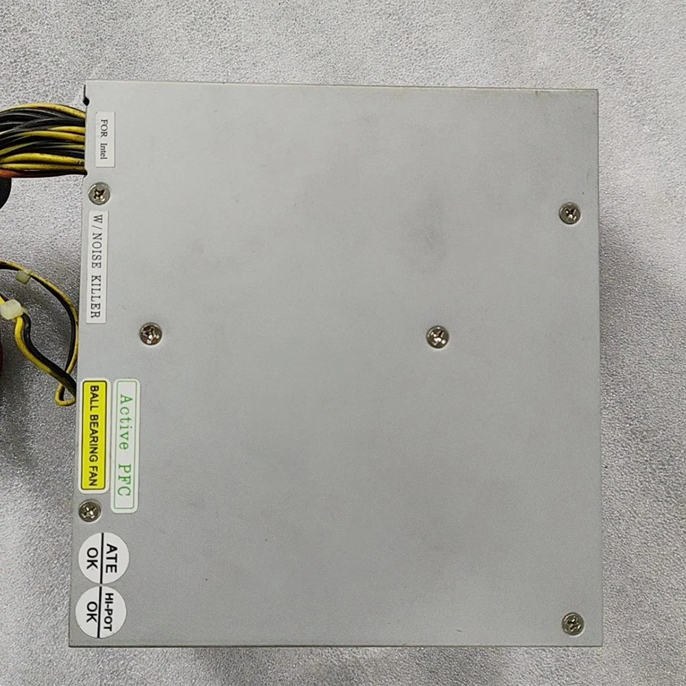 Alimentation à découpage 550 W FSP550-63PLN