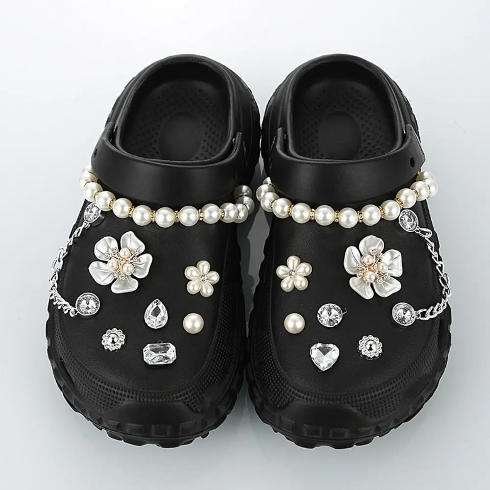 16Pcs DIY Shoe Charms Set Diamond White Flower Pearl Chain DIY Shoes Decorations Hole Decorative Accessories Beach Bag Charms