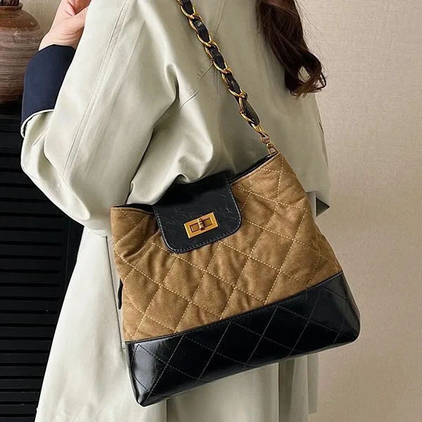 

2025 Autumn Winter Matte Bucket Bag, Color Block Crossbody Purse for Women, Chic Shoulder Tote, Minimalist Day-to-Night Bag