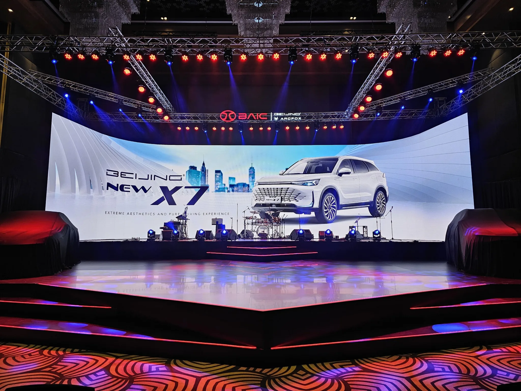 

high refresh rate 7680Hz HD XR VR led video wall film church studio led display P2.6 P2.604 500x1000mm