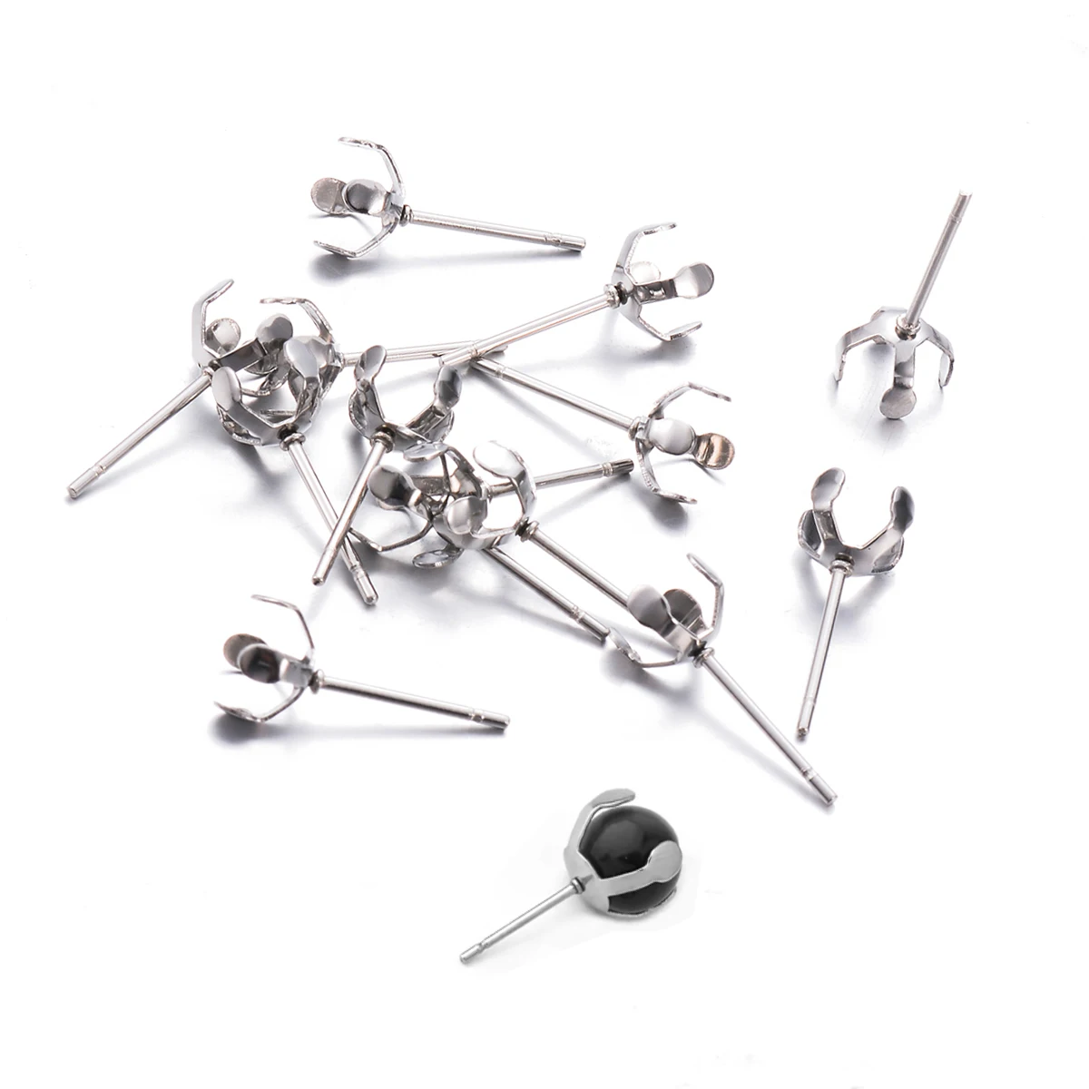 50 Stück Edelstahl-Ohrstecker, runde, unbeschriftete Ohrstecker mit 4 Krallen für 6/8/10 mm Perlen, Strasssteine, Kristallperlen, DIY-Schmuckzubehör – Detail 3