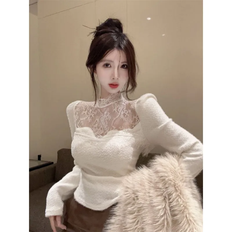 

French Style Fashionable and Chic Turtleneck Lace Shirt for Women Autumn and Winter Style Bottoming Shirt