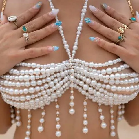 

2025 Adjustable Plastic Pearls Woven Halter Camis Breast Chain Women Night Club Sexy Vest Bra Tops Summer Tassel Body Jewelry