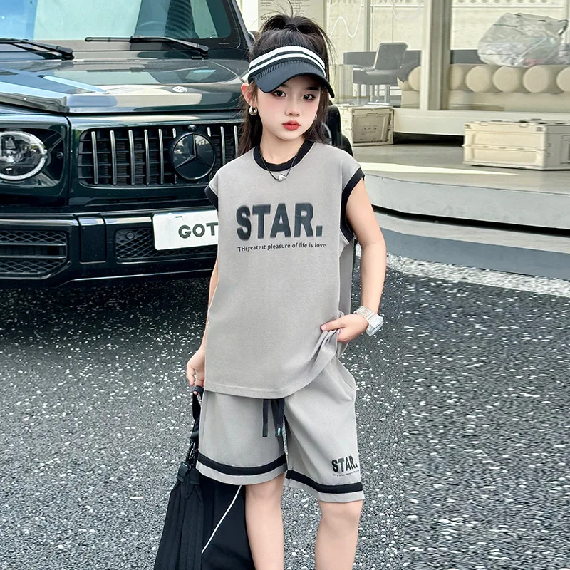 

Girls' Summer Set 2024 New Fashionable Sports Clothes, Popular on the Internet, Popular for Street Wearing