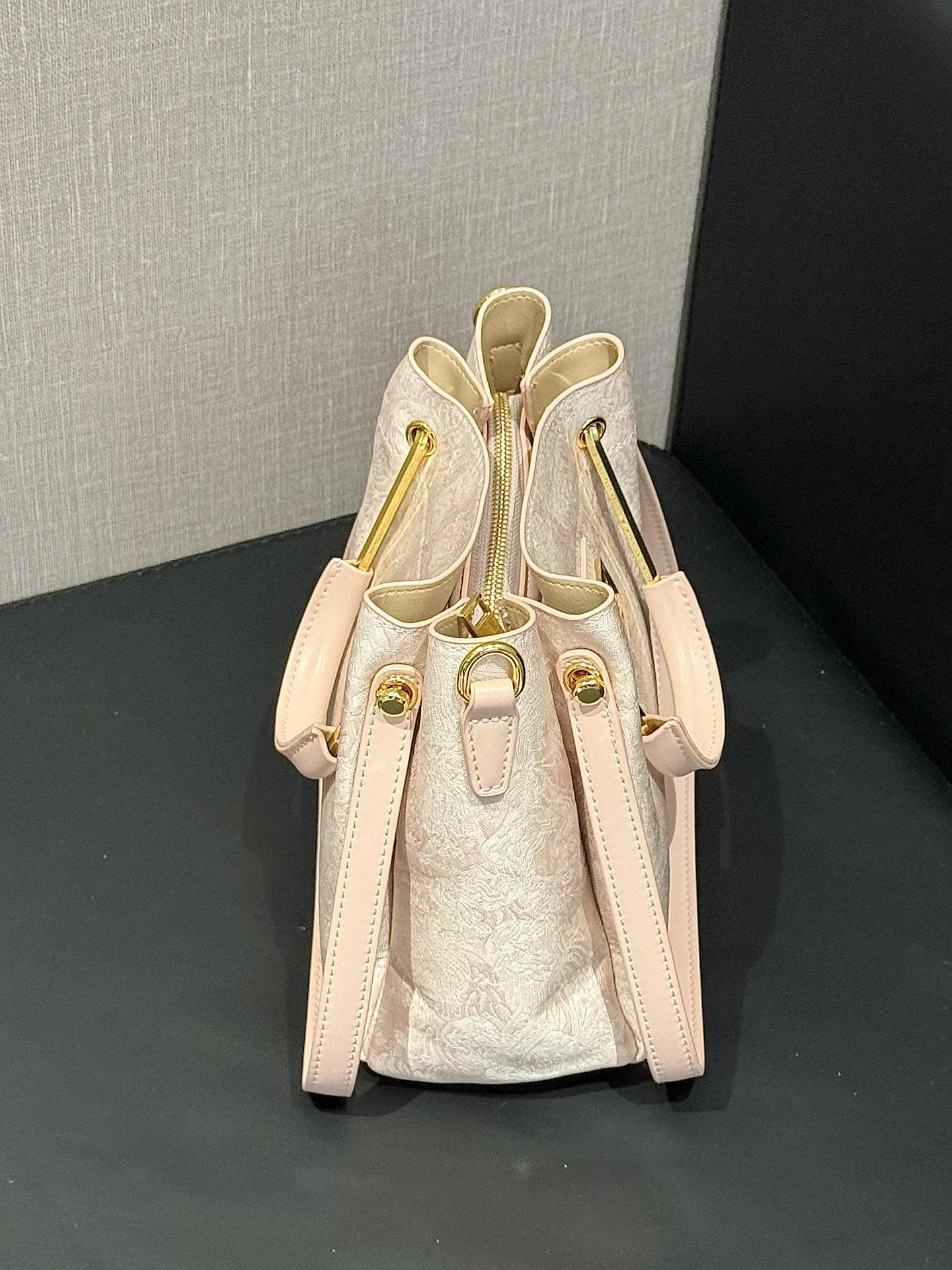 amiciyah-fashion-sweet-embroidered-bucket-bag-women's-large-capacity-commuter-handbag-crossbody-bag-leather-purse