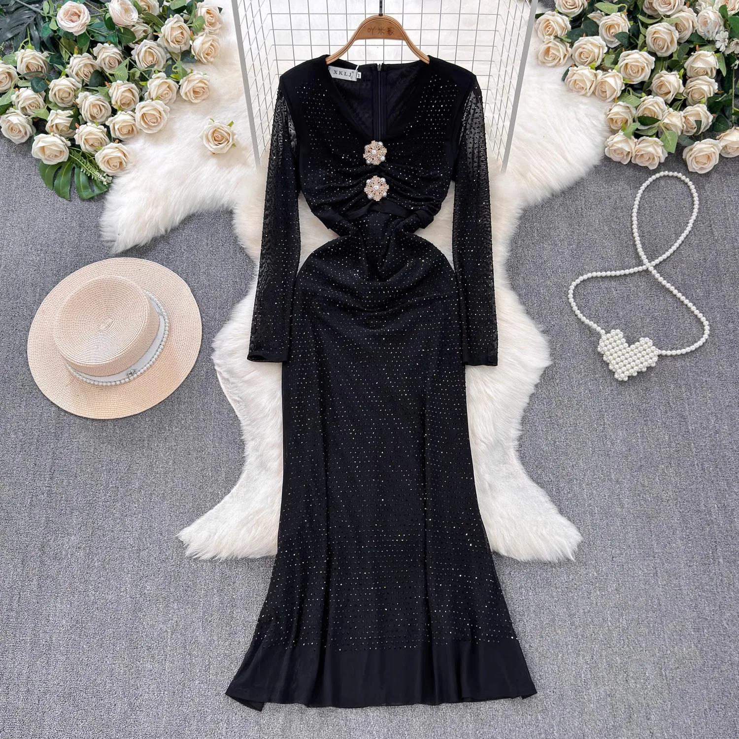 High Quality Summer Mesh Hot Drill Mermaid Prom Party Long Dress New Luxury Women V Neck Beaded Button Diamonds Bodycon Vestidos