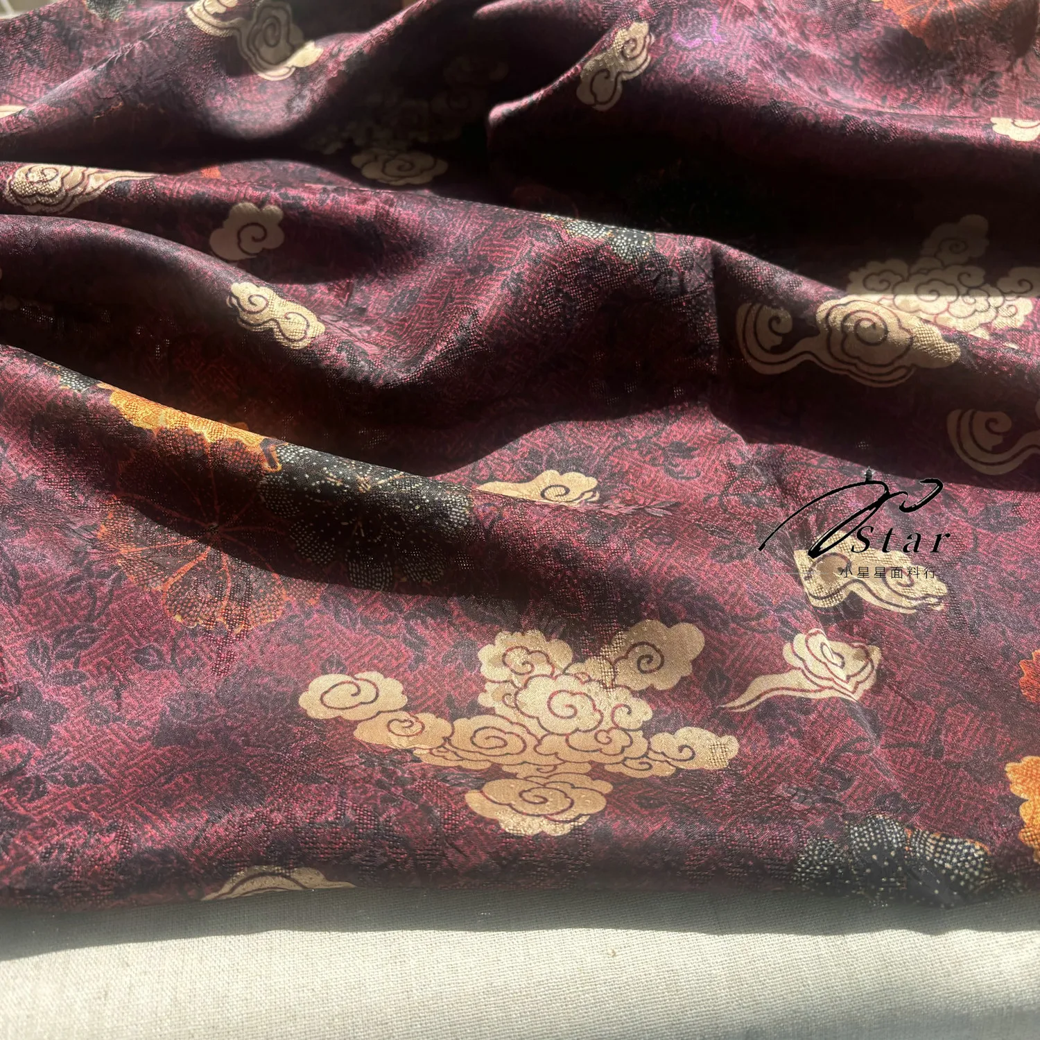 intangible cultural heritage genuine silk flower Luo red cloud gauze fabric purplish-red auspicious clouds silk fabric