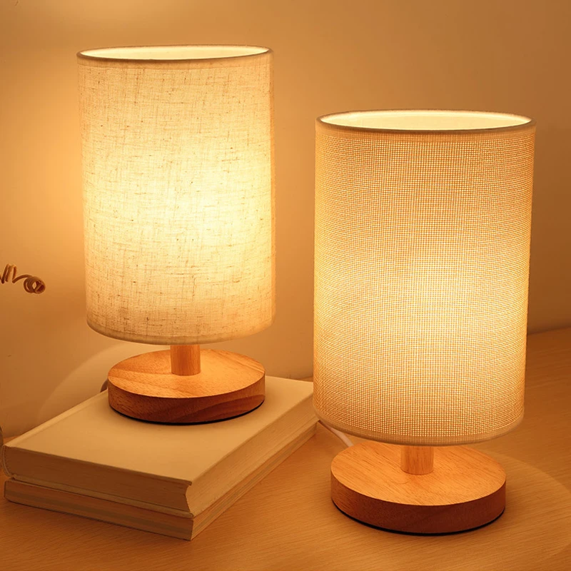 Eine nordische Holz Tisch lampe Nachtlicht USB angetrieben modern für Schlafzimmer Beleuchtung warmweiß Geschenk Holz Nacht Kinderzimmer Dekor