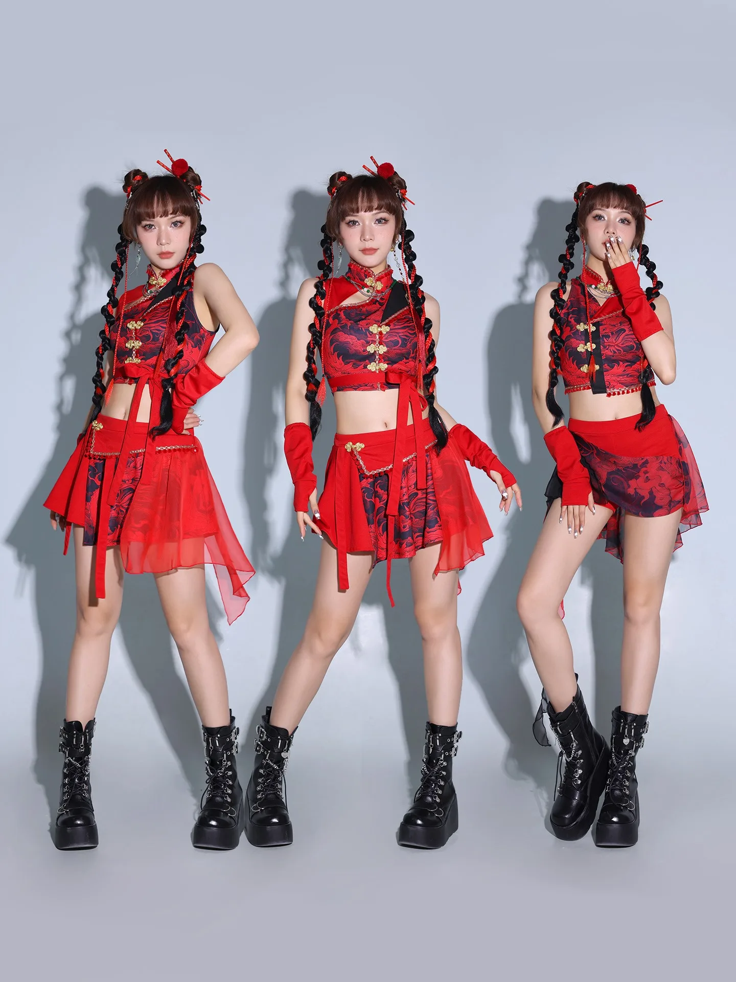 2025 ใหม่โมเดิร์นแจ๊สเต้นรำเครื่องแต่งกายสำหรับหญิงสไตล์จีนสีแดงชุดไนท์คลับบาร์ดีเจการแสดงบนเวทีเรฟเสื้อผ้า DQS20730