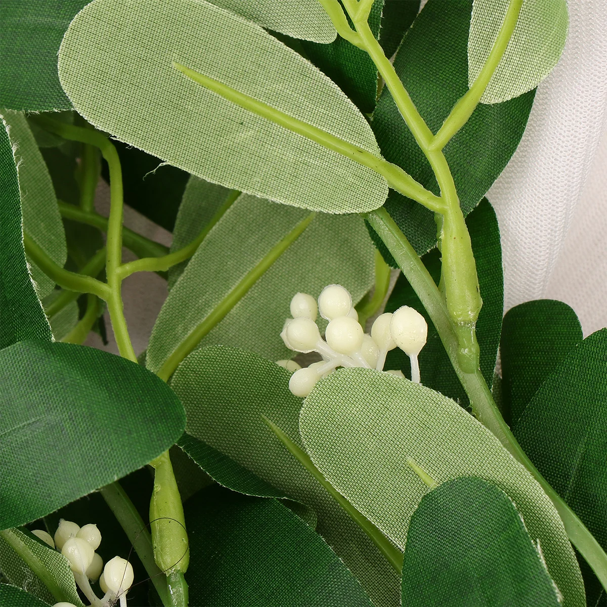 

2Pcs Elegant Peanut Leaf Decorations for Vase Wall Home Office Hotel Cafe Green Christmas Party Supplies Plants Decor