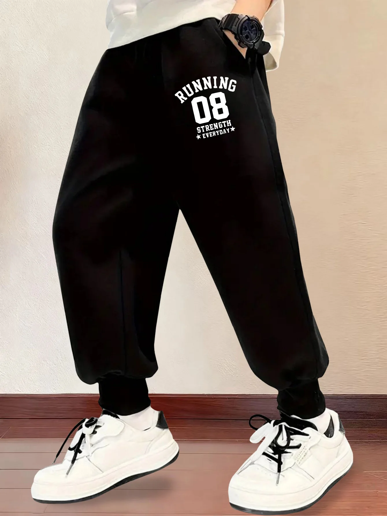 Fashionable 08 printed casual and comfortable sports sweatpants for boys and girls, perfect for autumn, winter, and Christmas.