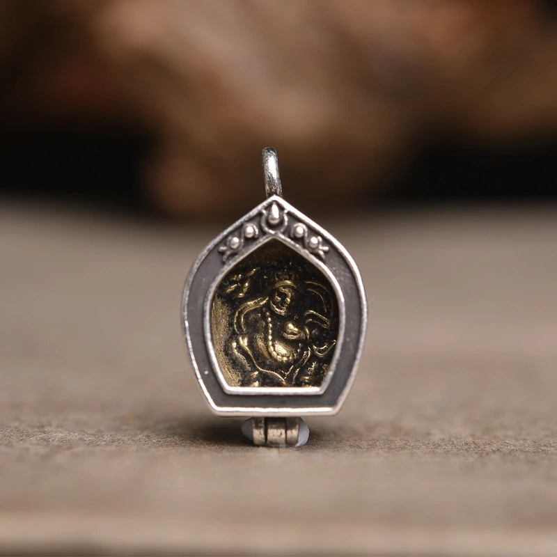 Tibetan Buddhism Yellow Fortune God Gawu Box Pendant Necklace Ksitigarbha Bodhisattva Can Be Opened Lucky Jewelry Gifts