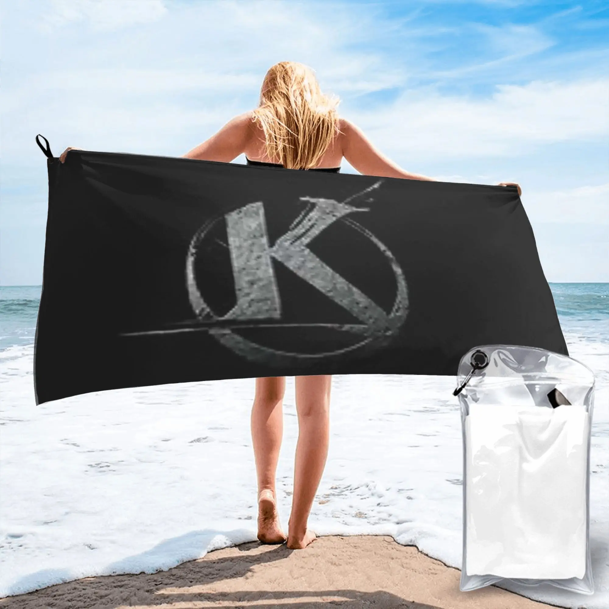 Kaamelott Logo Black Beach Towel Soft Microfiber Quick Dry Absorbent Quick Towels For Pool
