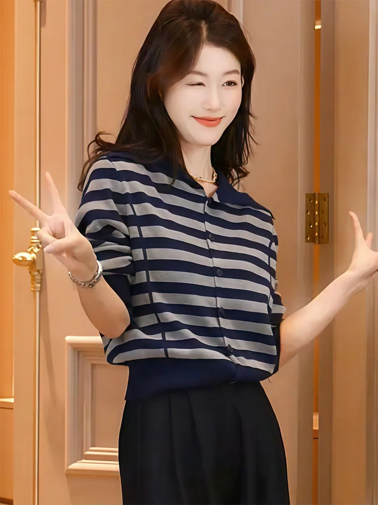 

Early Autumn 2026 European Sle Striped Long Sve Base irt Breathable High Faion Simple Knitted Top Women's Faion