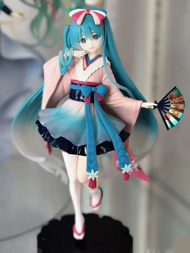 Figurine Anime Hatsune Miku : Série Postures Debout et Assise – Modèle d'Action Mignon en PVC, Jouet de Collection pour Bureau, Cadeau