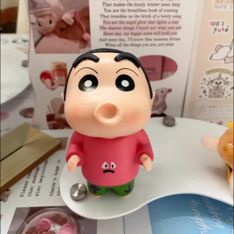 Crayon Shin-chan Cartoon Desktop Ornaments Comic periferiche Room Decoration Cute Doll Toys Lovely holiday Gift For Boys And Girls