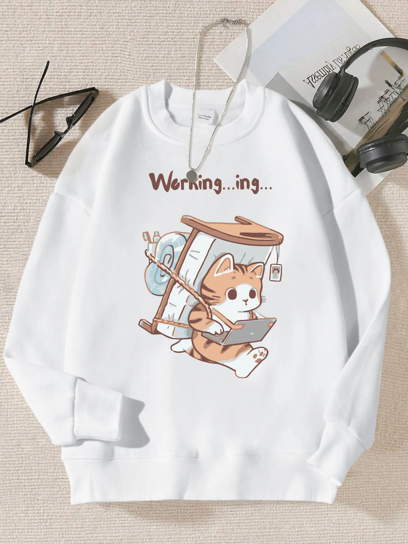 Eine kicke Katze, die nie zu vergetet, bedruckte Damen-Streetwear, Herbst-Fleece-Sweatshirt, Rundhalsausschnitt, modische Damenpullover