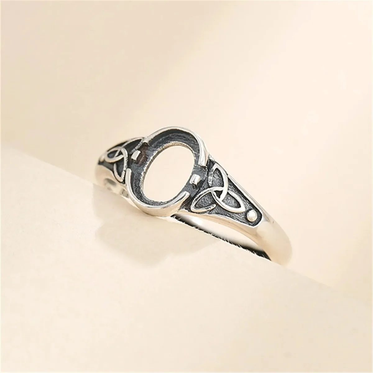 

Antique Style 925 Silver Adjustable Ring Base for 6x8mm Oval Cabochons