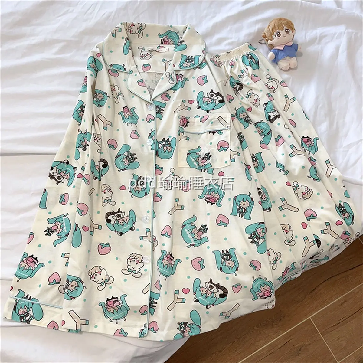 2Pcs Kawaii Anime Hatsune Miku Girs Pajamas Set Sleepwear Cartoon Print Lapel Leisure Loose Long Pants Home Pajama Gift for Fans view 3