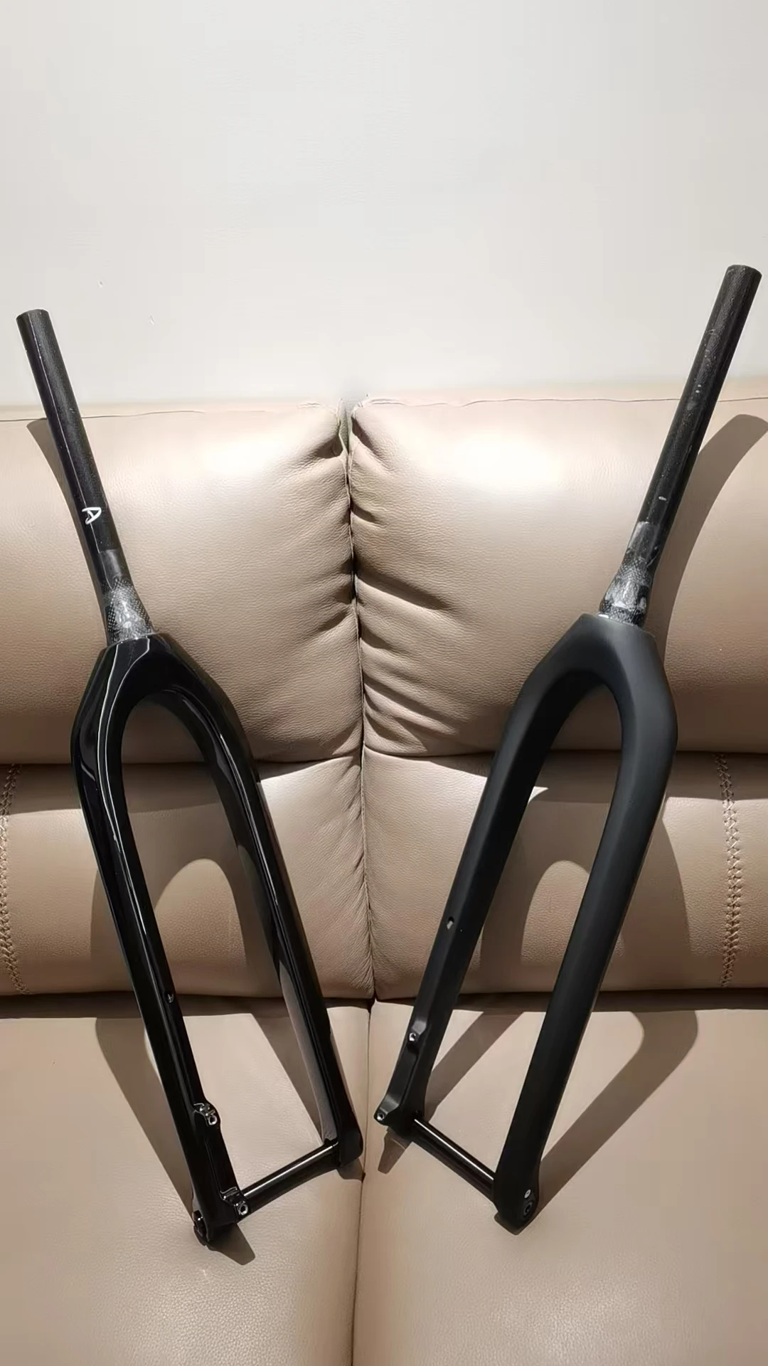 

T1000 Carbon MTB Fork, 29er Mountain Bike Rigid Forks, 15x110mm Thru Axle Tapered 29 Boost Fork, Factory Direct Supply