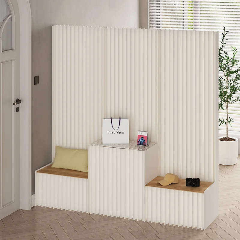 Multifunctionele zitcabine met getrapte scheidingswand