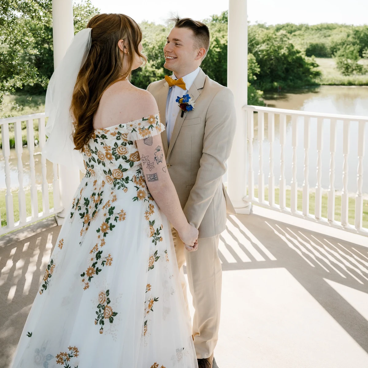 Off Shoulder Colorful Embroidered Brown Flowers Wedding Dress A Line Customized Plus Size Brush Train Ivory Tulle Bridal Gowns