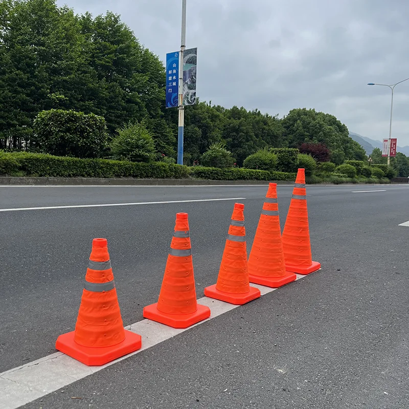 Telescopic Road Cone Traffic Road Emergency Reflective Anti-Collision Barricade Vehicle Safety Warning Ice Cream Container