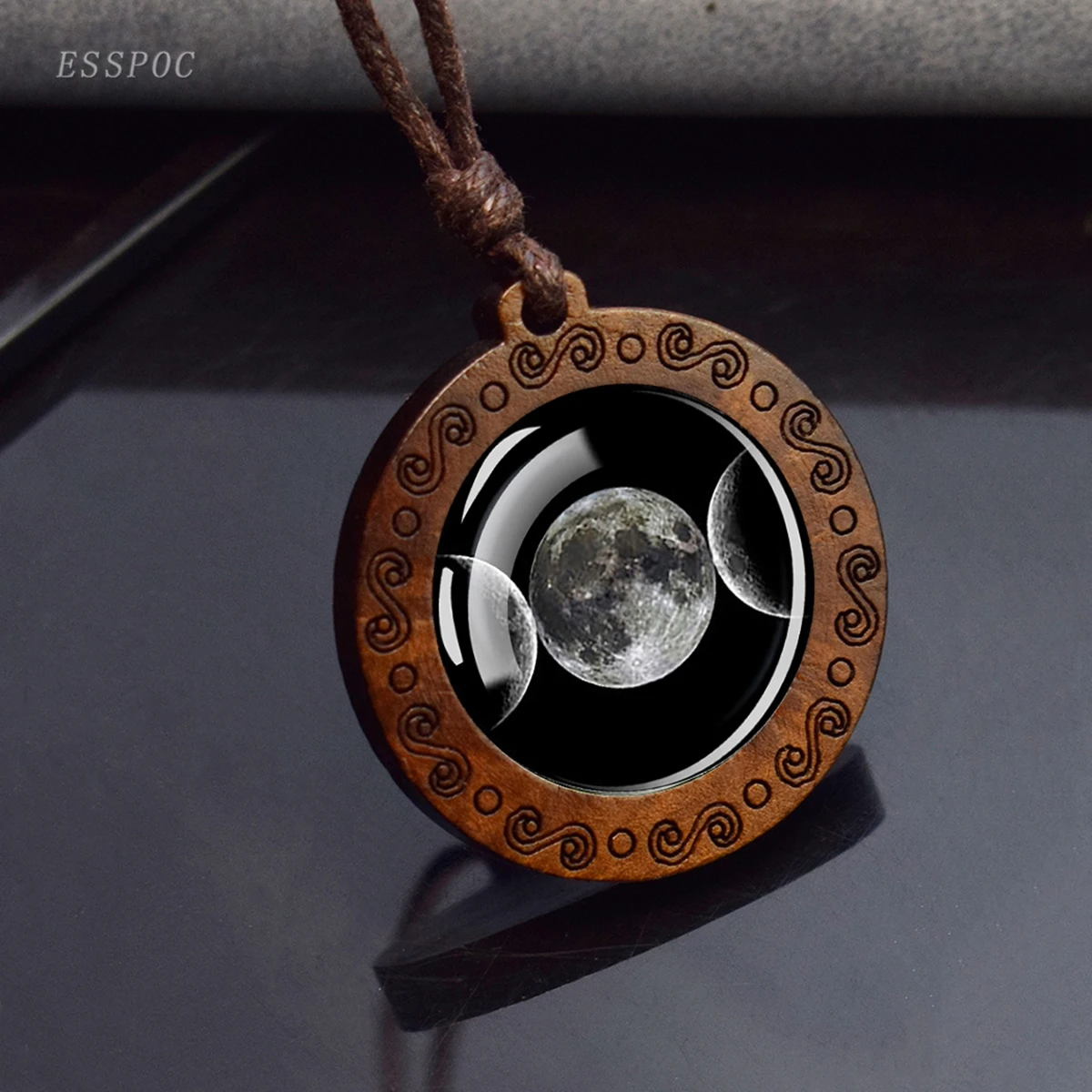 Triple Moon Goddess Glass Necklace Wood Pendant Wiccan Pentagram Necklace Vintage Magic Sign Jewelry Dropshipping