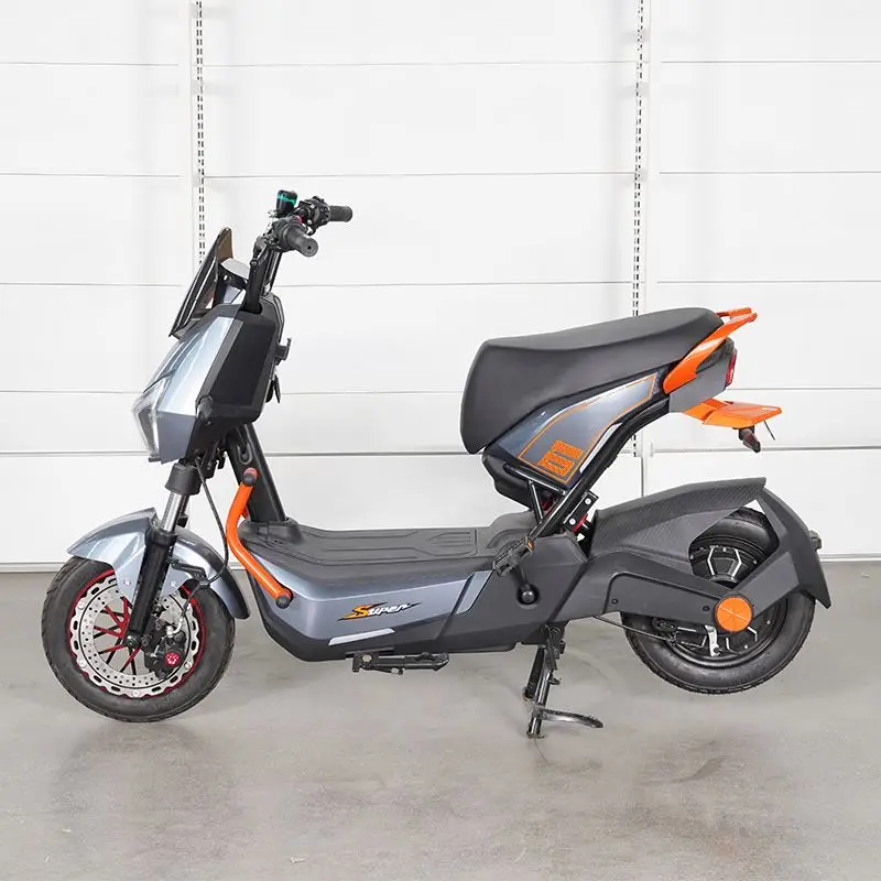 دراجات سباق كهربائية فائقة السرعة 1000 وات، محرك بدون فرشاة 72 فولت مع بطارية متضمنة