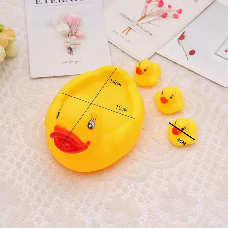 Mini cute little yellow duck baby bath toys children\'s pool water toys